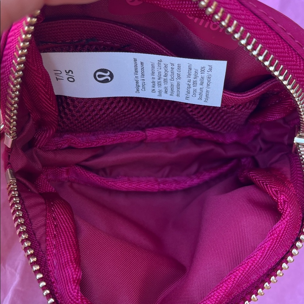 Authentic Lululemon Everywhere Belt Bag Nano - Picture 9 of 16